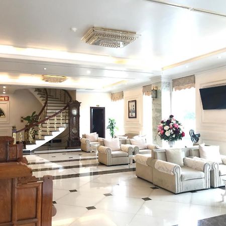 เลคไซด์ 2 โฮเต็ล นามดิญ Hotel Nhu Thuc ภายนอก รูปภาพ
