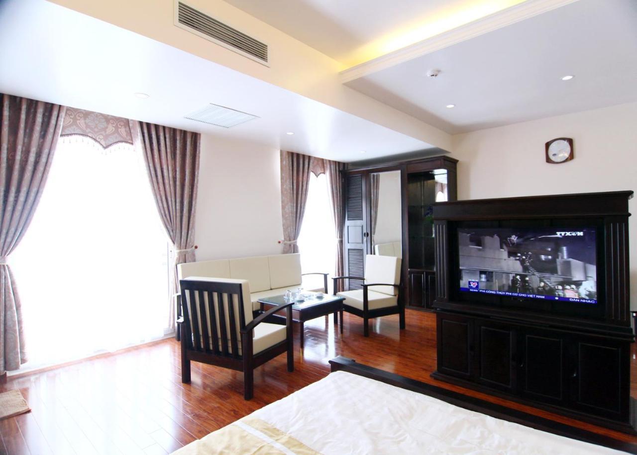 เลคไซด์ 2 โฮเต็ล นามดิญ Hotel Nhu Thuc ภายนอก รูปภาพ