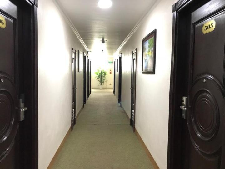 เลคไซด์ 2 โฮเต็ล นามดิญ Hotel Nhu Thuc ภายนอก รูปภาพ