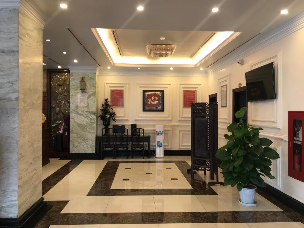 เลคไซด์ 2 โฮเต็ล นามดิญ Hotel Nhu Thuc ภายนอก รูปภาพ